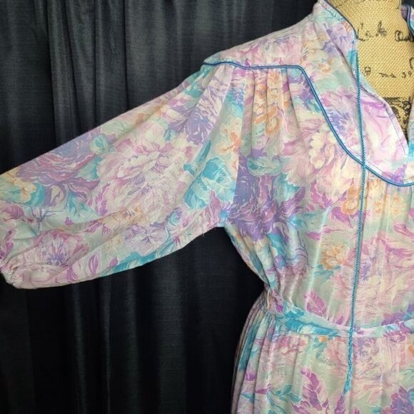 Vintage 1970s Pastel Purple Fairycore Floral Boho Dress - Picture 6 of 17